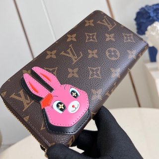 Limited edition rabbit Louis Vuitton Zippy Wallet Monogram Long Wallet Replica M83689