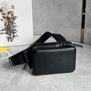 Loewe Molded Sling Calfskin Sling Bag Replica B987W42X
