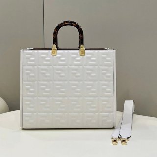 Competition? Fendi Sunshine Midi Leather Tote Bag feq38838