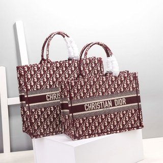 Dior Replica Book Tote Bag Not Available in Japan Dior Oblique Embroidery deu72950