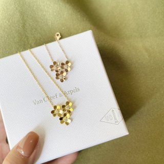Free shipping Van Cleef & Arpels replica ☆ Frivole necklace 3 flowers mini model vaj31714