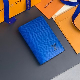 Admire the vivid blue of this Louis Vuitton replica organizer, de Poche Epi M8076
