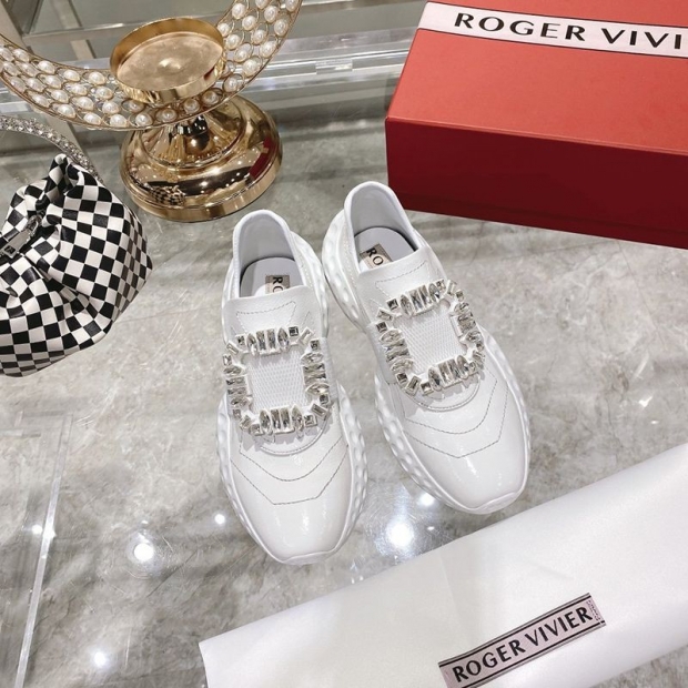 Not available in Japan Roger Vivier Viv Ranger Strass Loafer Replica rom30965