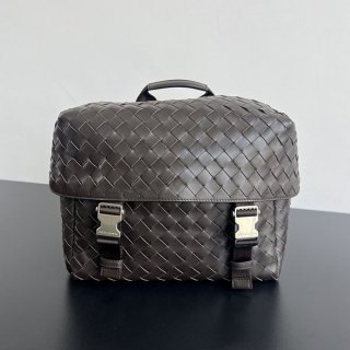 Immediate delivery Bottega Veneta Postino bag N grade with back loop bop03708
