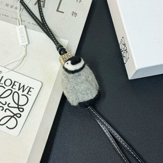 Express delivery Loewe cute fake charm bag charm los53386