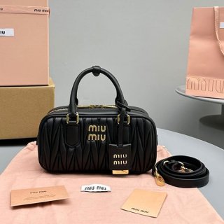 Stylish Miu Miu Replica Arcadi Matelasse Bag myi35005