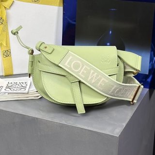 I definitely want it! Loewe Gate Dual Mini Shoulder Bag Replica lox27344