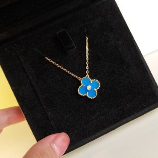 Very popular: Vintage Alhambra pendant replica clover vav64415