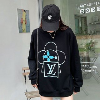 Fake Louis Vuitton logo sweatshirt top loved by many celebrities vum91919