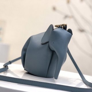 21AW New Loewe Shoulder Bag Replica Elephant Pouch 19930M93