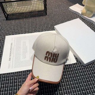 Perfect as a gift? Miu Miu logo cap replica myk87947
