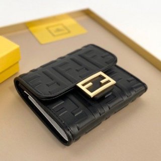 Very popular! Fendi tri-fold wallet copy fee70358