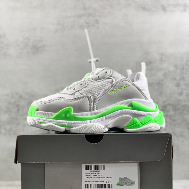 Very popular ◆ Balenciaga Triple S fake clear sole sneakers bas29345