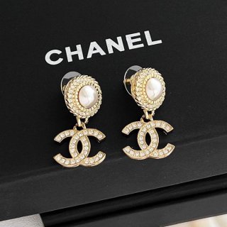 Very popular all over the world? Chanel pearl Coco Mark logo earrings replica sht96506