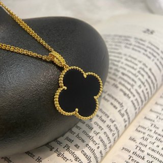 Van Cleef & Arpels Magic Alhambra Long Necklace, 1 motif vcaro49m00