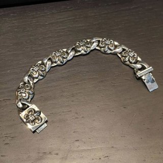 I definitely want this! Chrome Hearts Multi Grade N Logo Bracelet Silver Kum04582