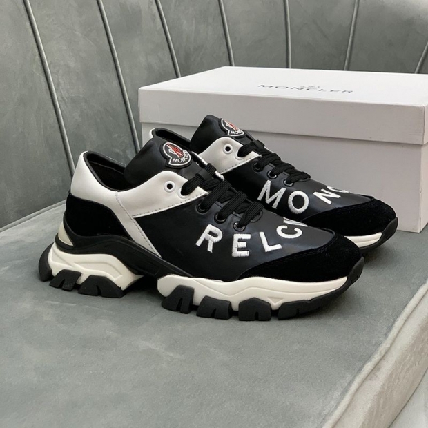New for Autumn/Winter Moncler Replica Low Top Sneakers MOQ52837