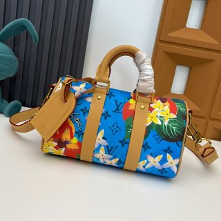 Get ahead of summer with thisLouis Vuitton Keepall Bandouliere 25 replica M24999