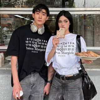 Love at first sight? Maison Margiela 520 logo T-shirt copy in 2 colors Mau28234