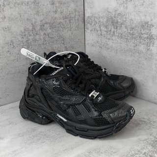Extremely rare! Balenciaga black monochromatic runner sneakers replica 656063W3RA11000