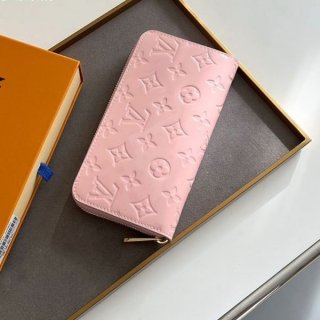 Very popularLouis Vuitton Zippy Wallet Red Long Wallet vuk21826