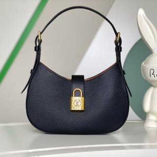★Popular in Japan!Louis Vuitton Lowkey Shoulder Bag Replica M24611