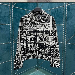 Louis Vuitton Fleece Comic Wool Jacket Replica 1AB5DN, loved by many celebrities