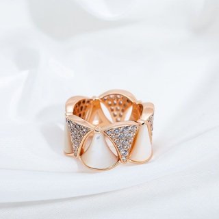 Very popular! Bulgari Diva Dream Diamond Shell Ring Buh79011