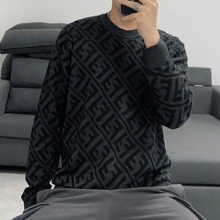 The hottest topic! Fendi replica sweater in black wool with FF motif and crew neck feb34723