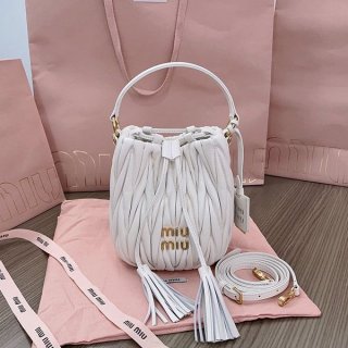No.1 Popular Miu Miu Matelasse Leather Replica Bucket Bag myc55841