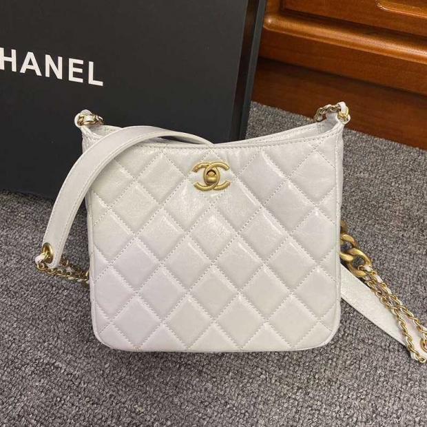 New Spring Items Chanel Matelasse Shoulder Bag Replica shg74225
