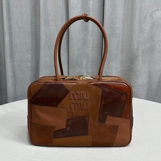 Stylish Miu Miu Replica Leather Top Handle Bag myr32009