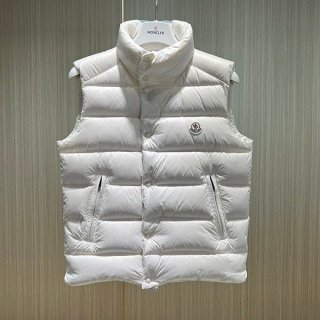Moncler Down Vest Replica Tib Gilet MOQ52376, loved by many celebrities