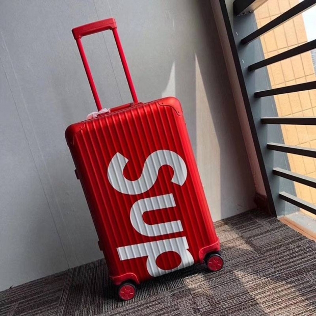 Supreme suitcase replica★Japan!! Popular! Rimowa collaboration suitcase rix09317