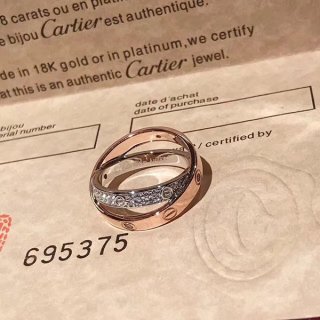 Cartier LOVE Ring Replica Pave Diamond B4094600