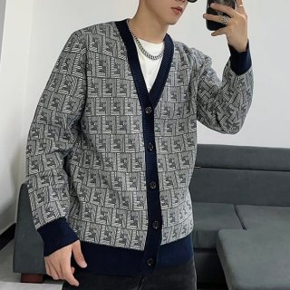 Immediate delivery Fendi fake wool V-neck cardigan FZC491APJHF0QB0