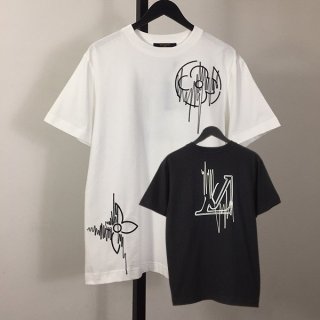 Stylish! [Louis Vuitton Replica] Frequency Graphic T-shirt 2 colors vul82902
