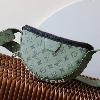 Louis Vuitton Crossbody Bag Replica M23838