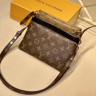 21-22AW Louis Vuitton Monogram Shoulder Bag Replica 2way vux39049