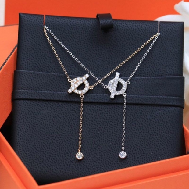 {Very Popular} ★ Comes with a shopper ★ Hermes Buffalo Horn Diamond Pendant Replica eru21566