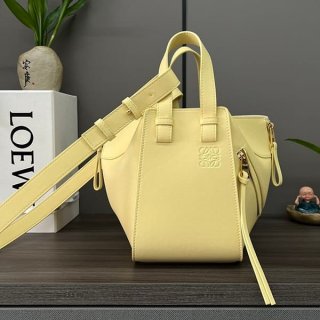 Perfect as a gift: Loewe Hammock replica drawstring shoulder bag lof03482