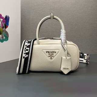 The hottest topic! Prada replica leather top handle bag pua04036
