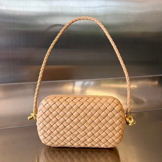 Many celebrities love this fake Bottega Veneta braided metal chain clutch bag boj00838