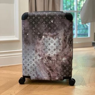 No.1 Popular Louis Vuitton Horizon 55 Suitcase Replica vuv70718