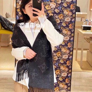Hard to find! Louis Vuitton Monogram Cashmere Scarf Replica vuj78161