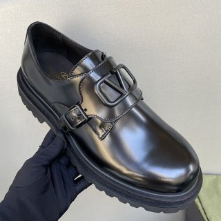 Valentino Replica Stud V Logo Signature Leather Loafers Vuy25947