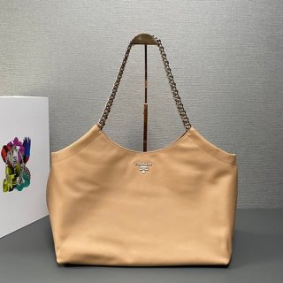 The hottest topic! Prada chain shoulder leather bag replica pug48221