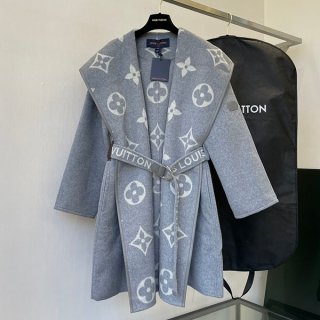Very popular Louis Vuitton Monogram Long Coat Replica vue36504