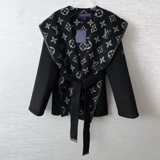 Stylish Louis Vuitton Replica Hooded Wrap Coat 1ABSIN