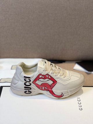 Very popular! Gucci Mouse Print Sneakers guq79615